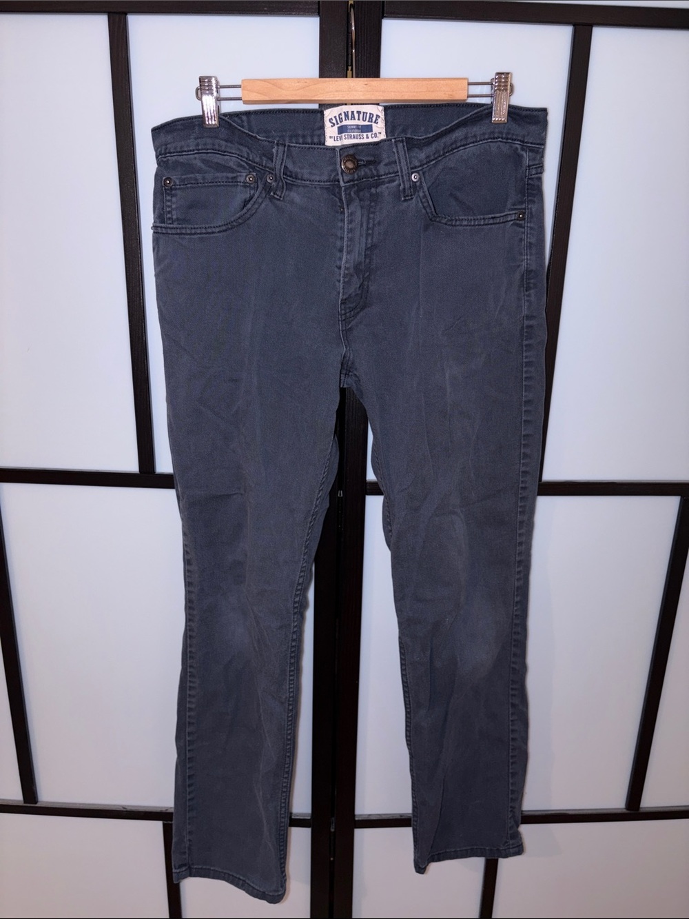 Men’s Signature Levi Strauss and Co Dark Blue Skinny Jeans - Size 34x32